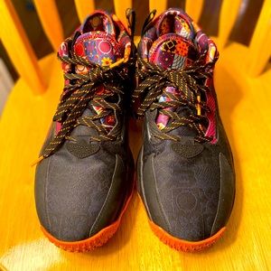 Dame Lillard Adidas 8 Chinese Edition sz 9.5